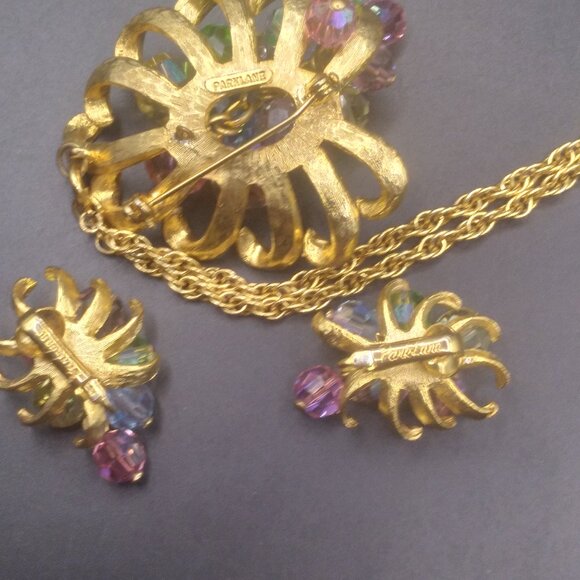 PARK LANE gold tone necklace & Earrings set Crystals - Picture 2 of 6